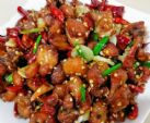 鸡肉别再炖汤了，教你做“辣子鸡丁”，鸡肉外酥里嫩，香到骨子里