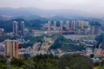 湖北十堰张湾区实施战时管制 所有楼栋封闭管理物资由政府定时定价配送