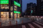 新型“宅经济”持续增长，VR看房量增长数十倍