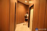 深圳豪宅业主投诉入户大堂实为“窄巷”，律师：开发商行为已违约