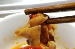 海底捞又出事！旗下一门店筷子大肠菌群不合格