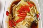 家常菜：红烧牛腩、清蒸武昌鱼、酸辣土豆丝