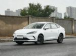 比亚迪海豹05 DM-i新上市，售价7.98万